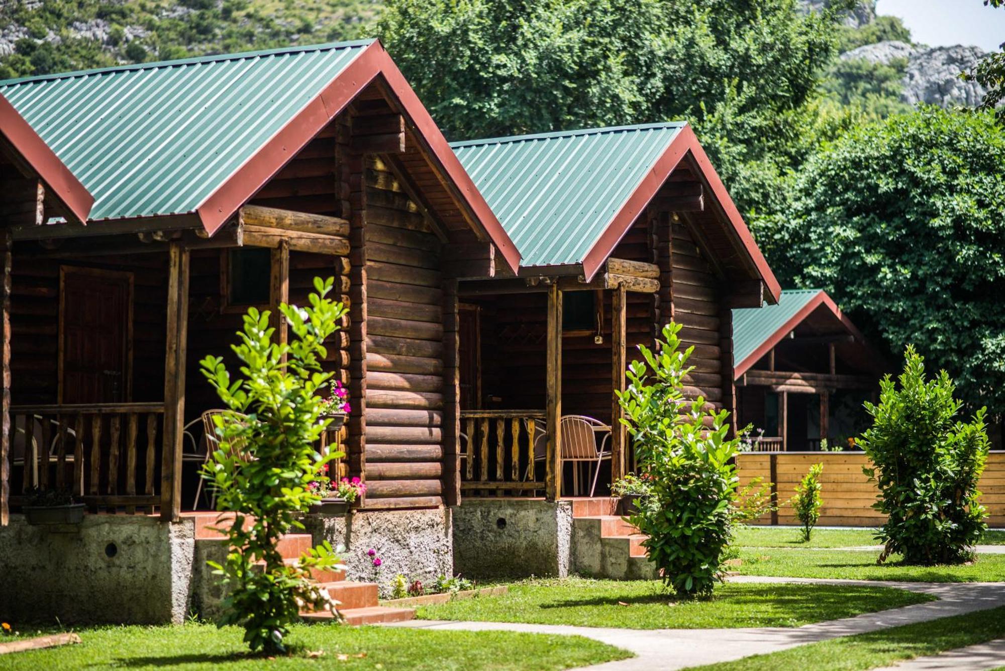 Wooden Village Resort Ponari Экстерьер фото