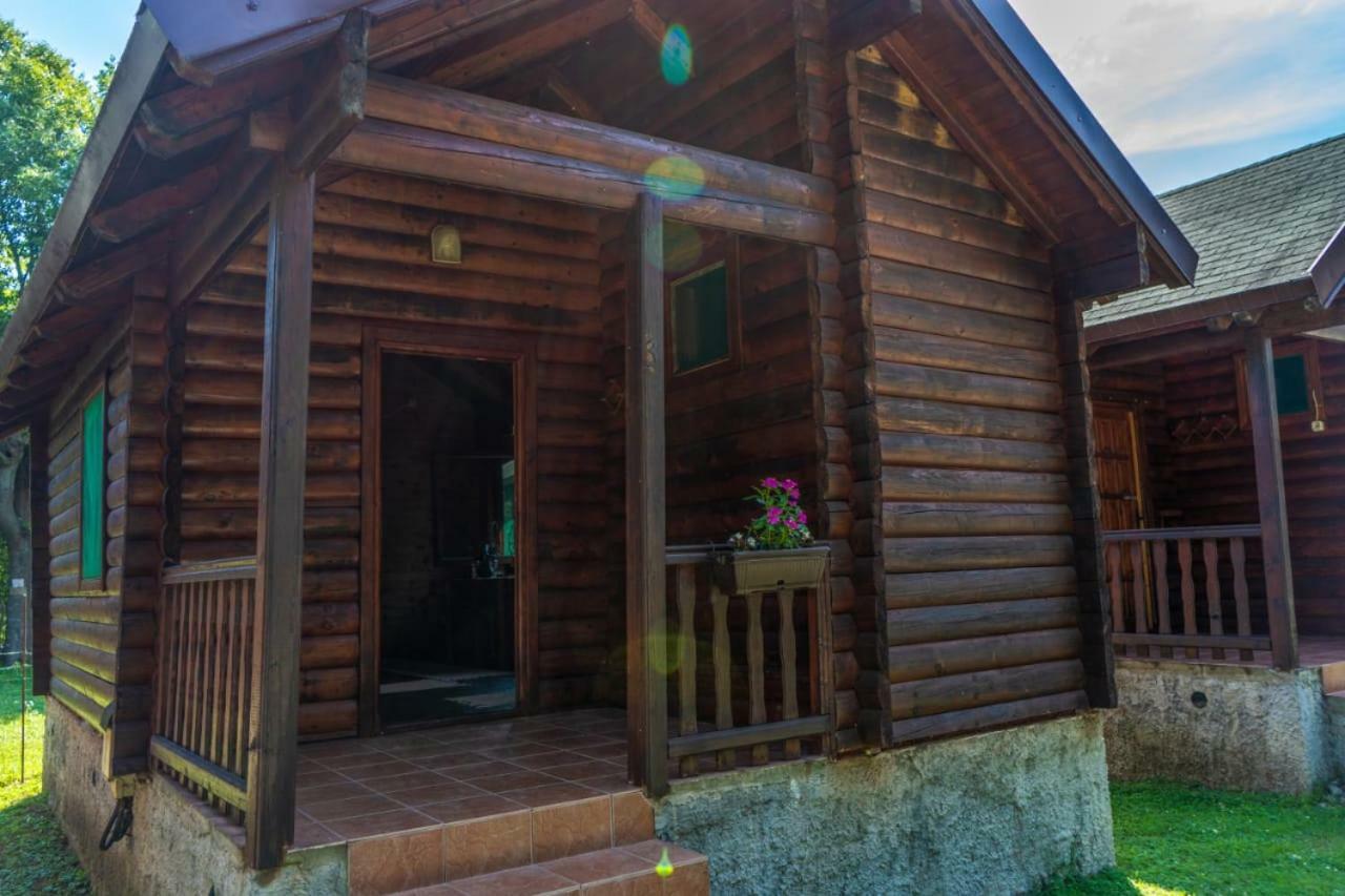 Wooden Village Resort Ponari Экстерьер фото